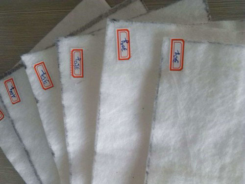 長絲防粘針刺土工布